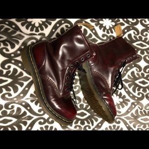 Doc martens Maroon size 9